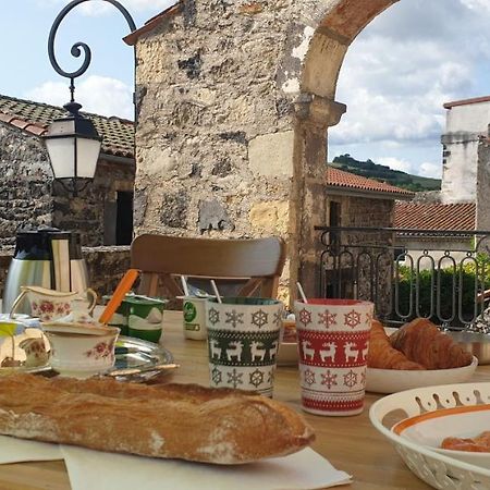 La Tour Noble Bed & Breakfast Saint-Saturnin  Exterior foto