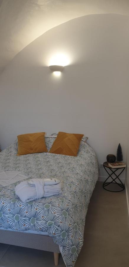 La Tour Noble Bed & Breakfast Saint-Saturnin  Exterior foto