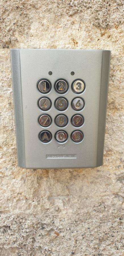 La Tour Noble Bed & Breakfast Saint-Saturnin  Exterior foto