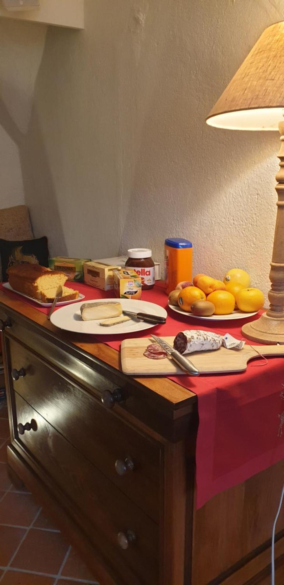La Tour Noble Bed & Breakfast Saint-Saturnin  Exterior foto