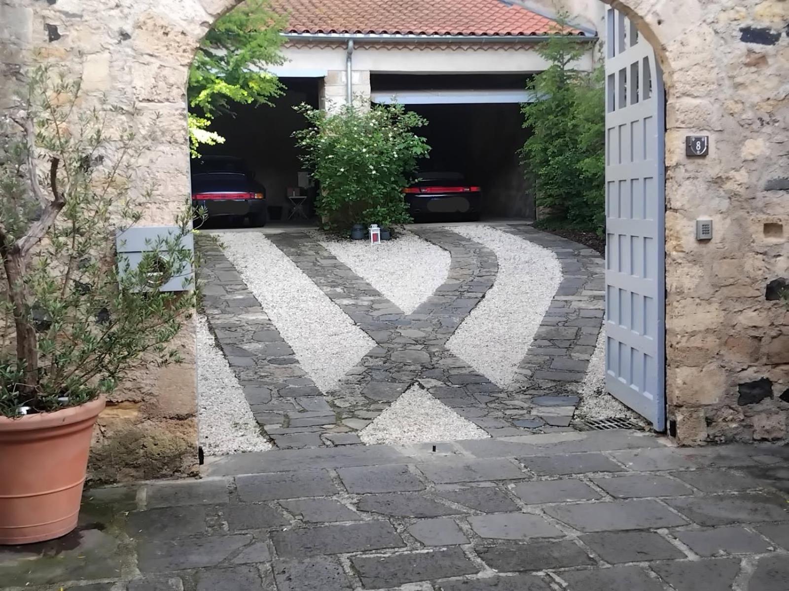 La Tour Noble Bed & Breakfast Saint-Saturnin  Exterior foto